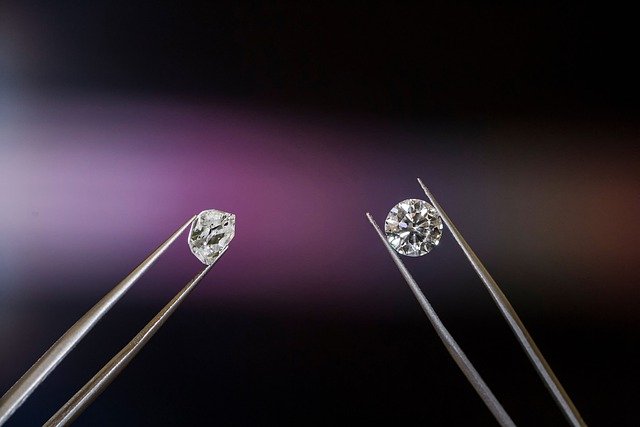 Can diamond tracing from mine to finger help improve transparency?