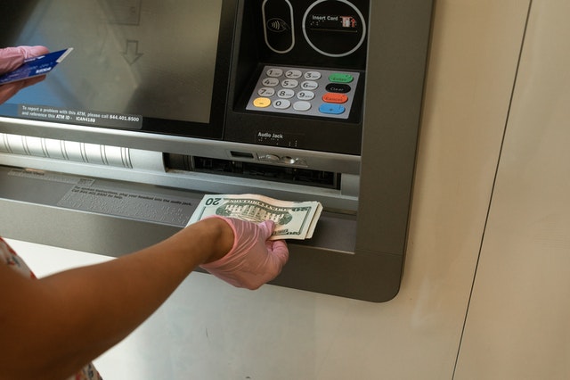 How to Trick an ATM to dispense double the money