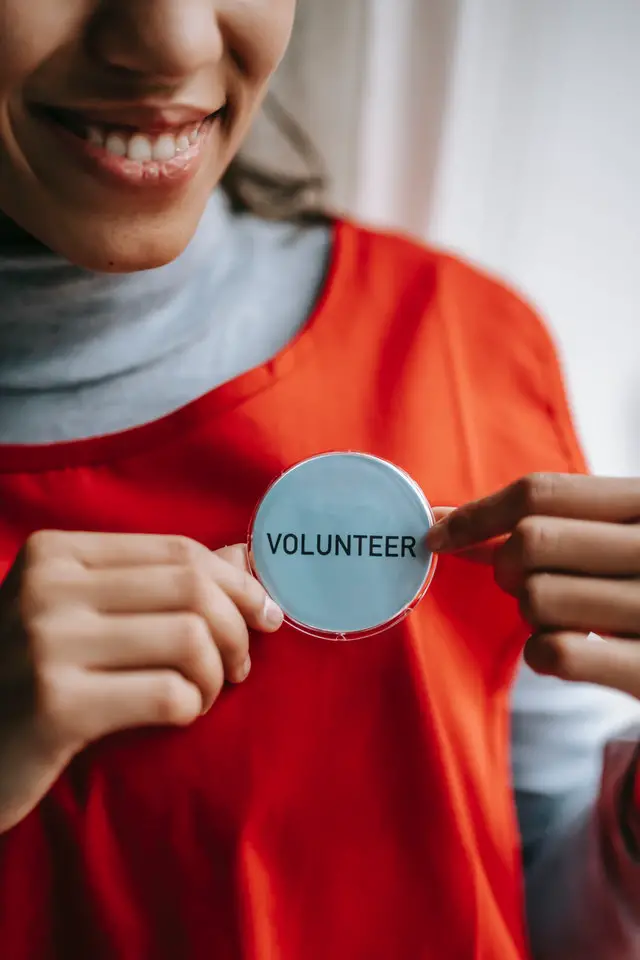 Does Volunteer Work Look Good on a Resume?