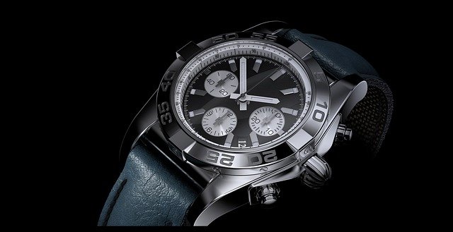 Luxury Watches: 7 Pro Tips for First-Time Buyers