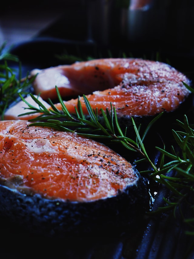 How Long to Cook Salmon in the Oven at 475?