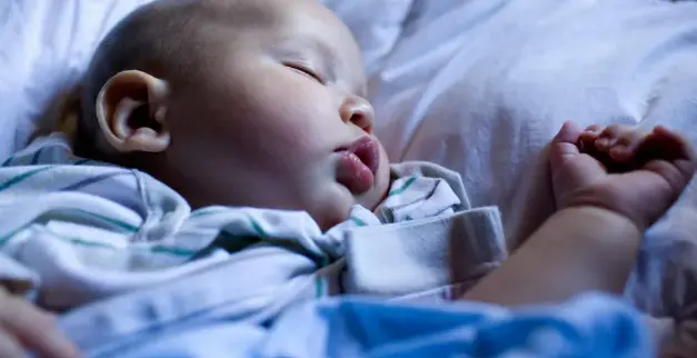 When Can I Let My Baby Sleep Through the Night Without Feeding?