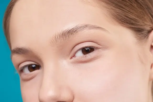 How to Get Something Out of Your Upper Eyelid?