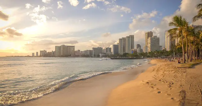 How to Move to Hawaii With No Money?