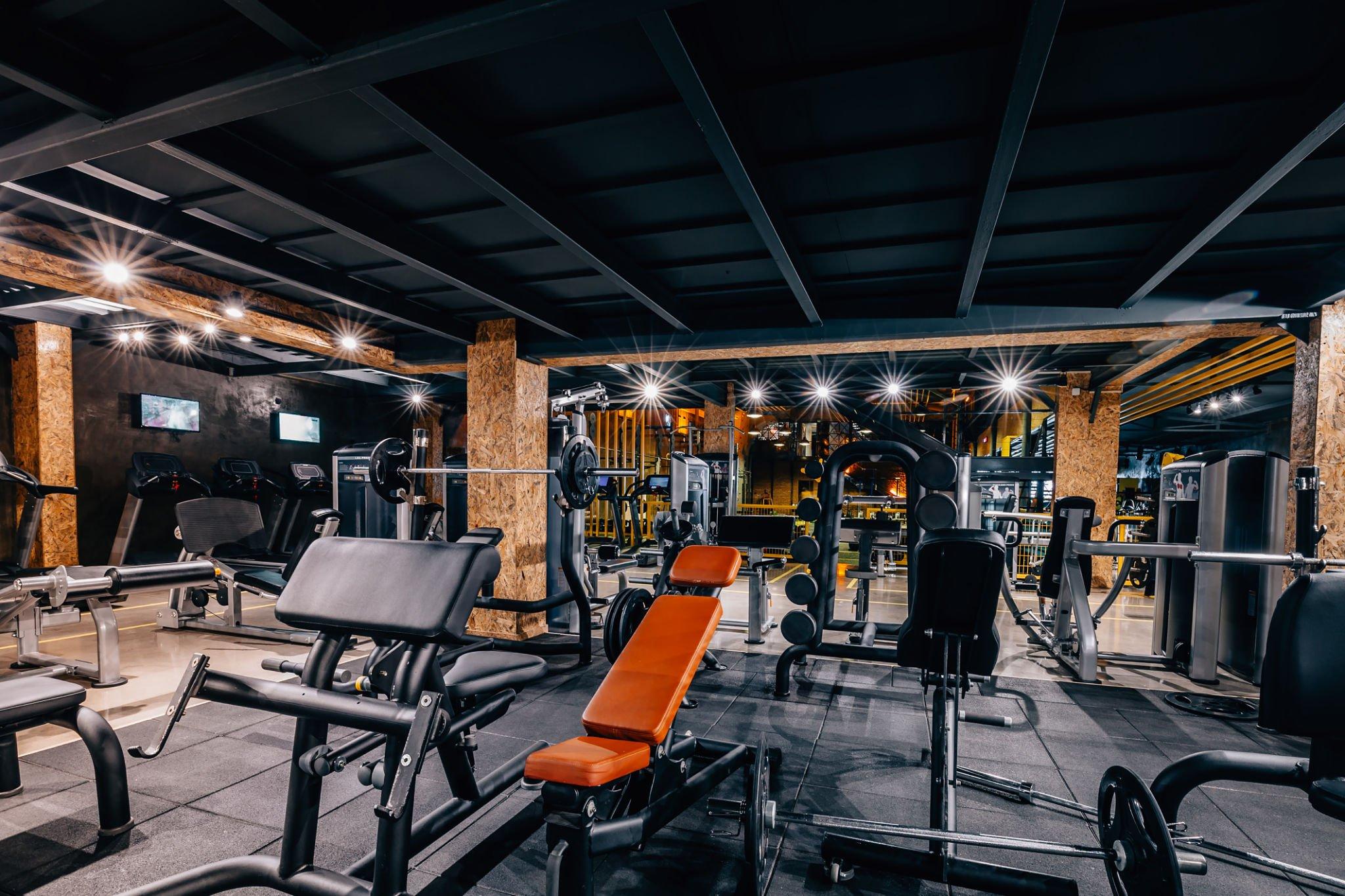 9 Things to Buy While Setting up A Gym